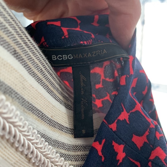 EUC small cap sleeve BCBG faux wrap dress,$22 - Picture 6 of 6